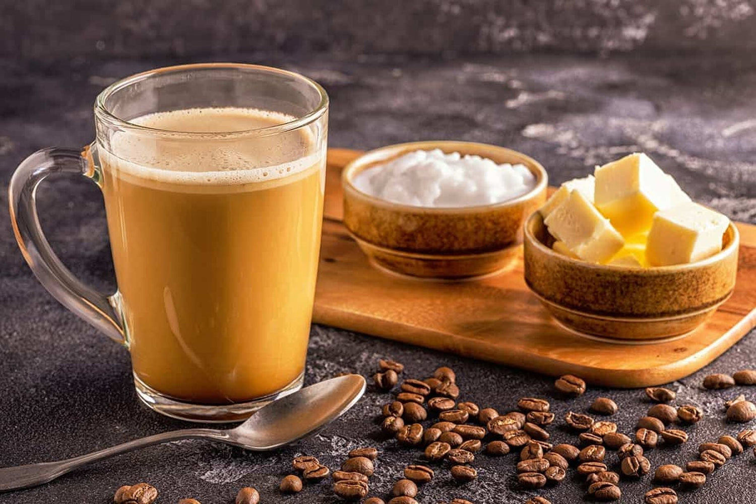 Perdere peso con il Bulletproof Coffee, lo squisito caffè al burro